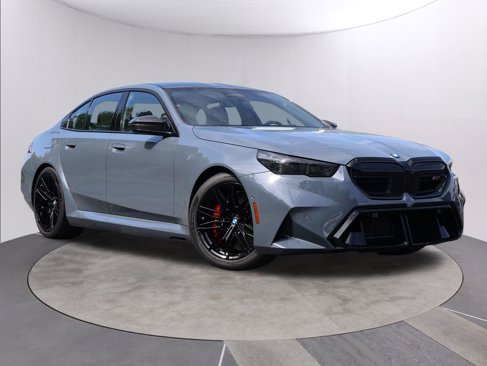 New 2026 BMW M5 w/ Carbon Package image 1