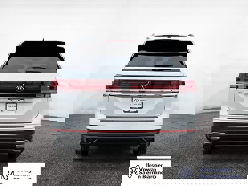New 2026 Volkswagen Atlas SE image 4