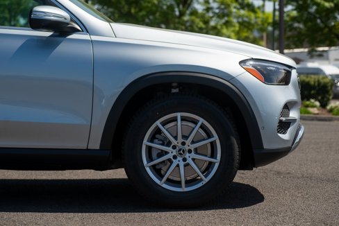 Used 2025 Mercedes-Benz GLE 350 4MATIC image 7