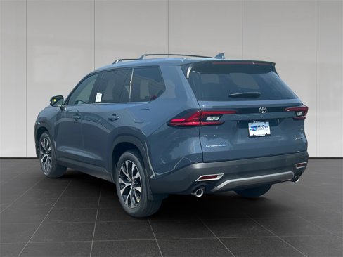 New 2025 Toyota Grand Highlander AWD Hybrid image 3