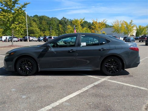 New 2026 Toyota Camry SE image 7