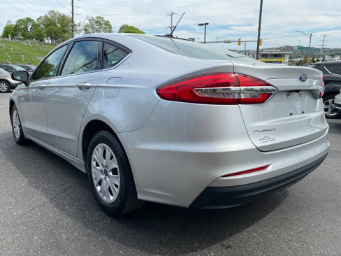 Used 2019 Ford Fusion S image 5