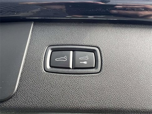Certified 2023 Porsche Cayenne image 14