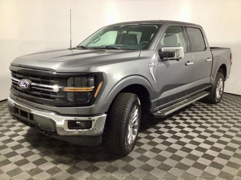 New 2025 Ford F150 XLT w/ Equipment Group 302A MID image 8