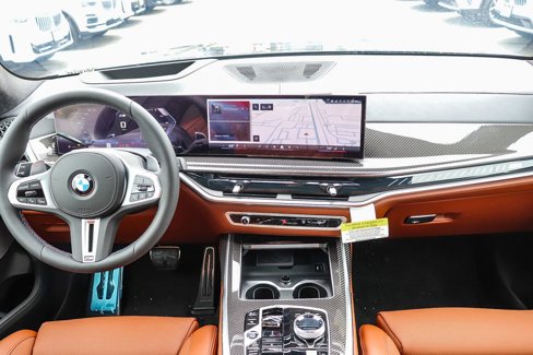 New 2026 BMW X7 M60i image 13