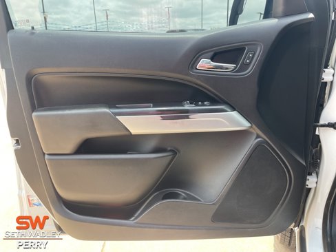 Used 2021 Chevrolet Colorado LT w/ Fleet Safety Package image 17