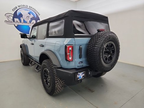 Used 2023 Ford Bronco Wildtrak image 7
