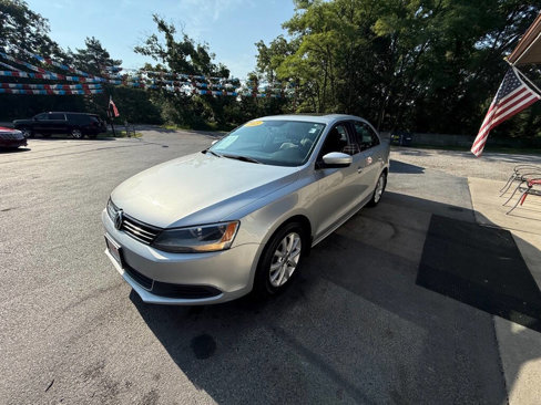 Used 2013 Volkswagen Jetta SE image 4