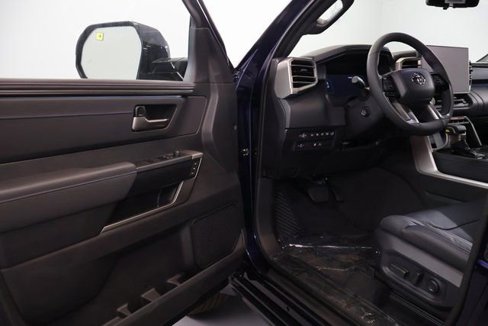 New 2026 Toyota Tundra Platinum image 6