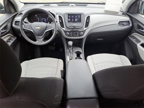 Used 2022 Chevrolet Equinox LS w/ LS Convenience Package image 10