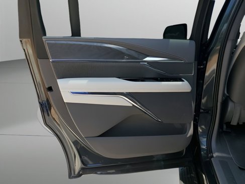 New 2026 Cadillac Escalade IQ Luxury 1 image 17