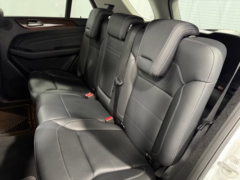 Used 2015 Mercedes-Benz ML 350 4MATIC image 22