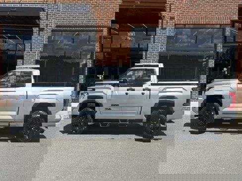 Used 2023 Toyota Tundra SR5 image 3