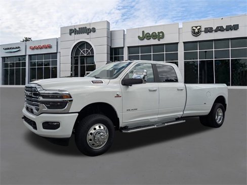New 2026 RAM 3500 Laramie image 8