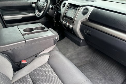 Used 2018 Toyota Tundra SR5 image 18