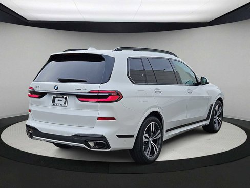 New 2026 BMW X6 M60i image 8
