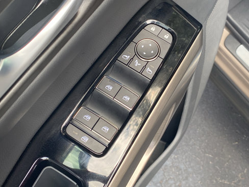 New 2025 Nissan Pathfinder Platinum w/ Cargo Package image 12