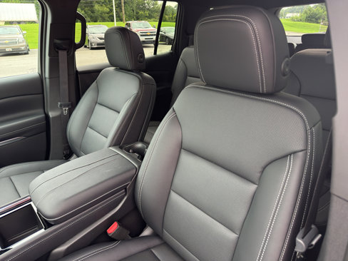 New 2026 Chevrolet Traverse LT image 12