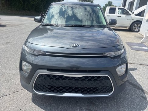 Used 2021 Kia Soul LX image 2