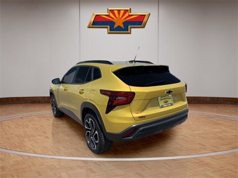 Used 2024 Chevrolet Trax RS w/ Sunroof Package image 7