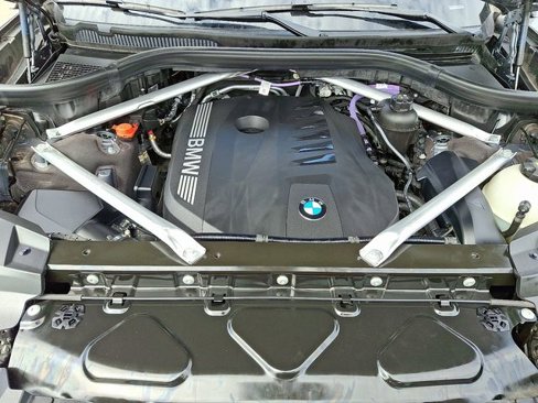 Used 2025 BMW X7 xDrive40i image 36