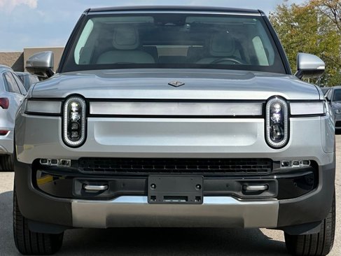 Used 2023 Rivian R1S Adventure image 3