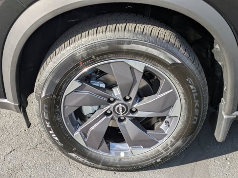 New 2026 Nissan Rogue SV image 10