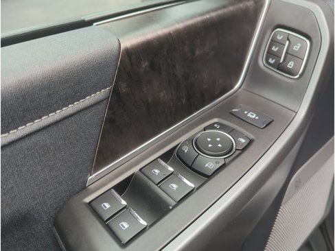 Used 2025 Ford F350 Lariat w/ Lariat Ultimate Package image 12
