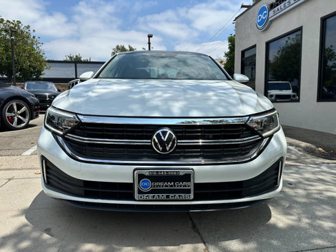 Used 2024 Volkswagen Jetta SEL image 3
