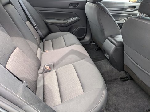 Used 2024 Nissan Altima 2.5 SV image 28
