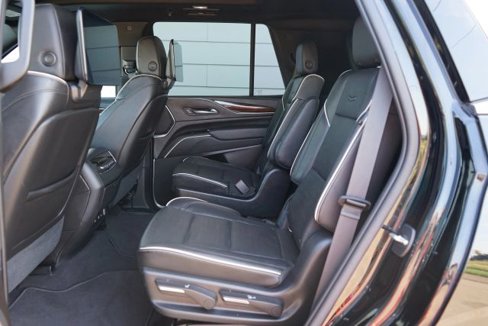 Used 2021 Cadillac Escalade Premium Luxury w/ LPO, Illumination Package image 36