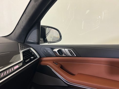 New 2026 BMW X7 M60i image 32