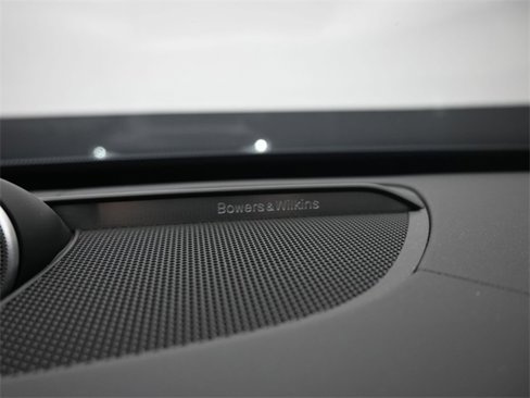 Used 2024 Volvo XC90 B6 Ultimate w/ Lounge Package image 31