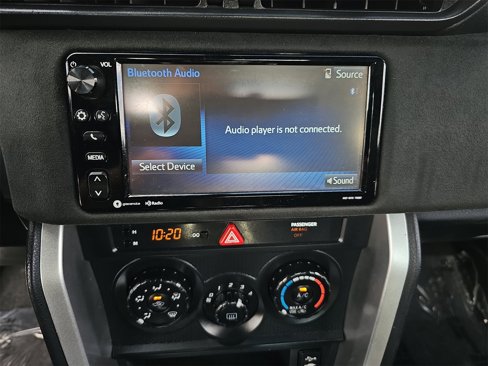 Used 2017 Toyota 86 image 23