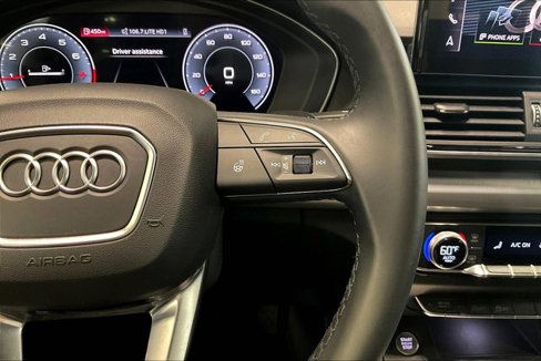 Certified 2025 Audi Q5 2.0T Premium image 19