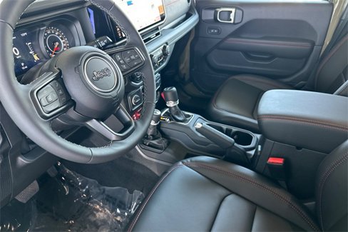 New 2025 Jeep Gladiator Rubicon image 9