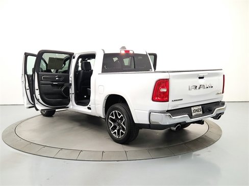 Used 2025 RAM 1500 Laramie image 14