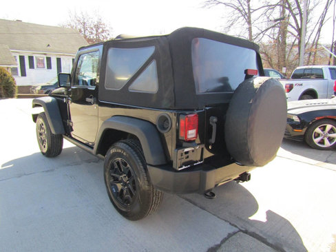 Used 2015 Jeep Wrangler Sport image 8