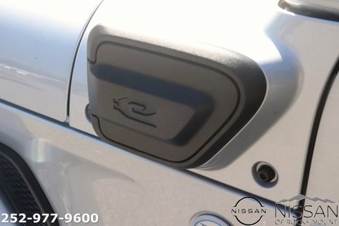 Used 2023 Jeep Wrangler Unlimited Sahara image 10