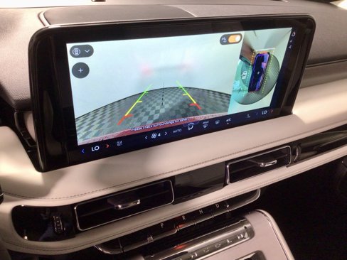 New 2025 Lincoln Aviator Reserve image 2