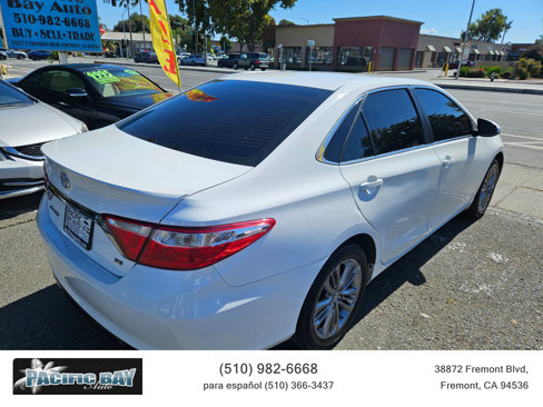 Used 2017 Toyota Camry SE image 7