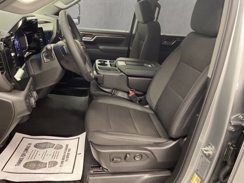 New 2026 Chevrolet Silverado 3500 LT image 11
