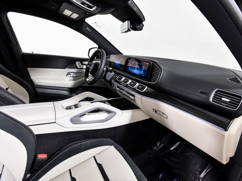 New 2026 Mercedes-Benz GLE 53 AMG 4MATIC Coupe image 36