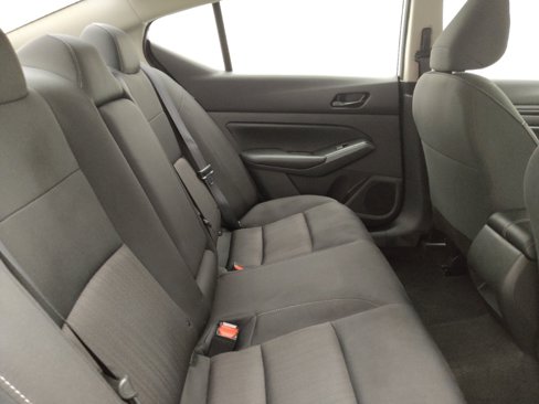 Used 2024 Nissan Altima 2.5 S image 19