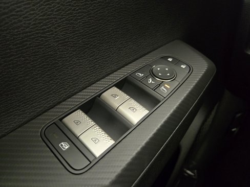 New 2025 Mitsubishi Outlander SE image 30