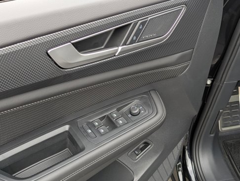 New 2026 Volkswagen Atlas Cross Sport SEL Premium R-Line image 11