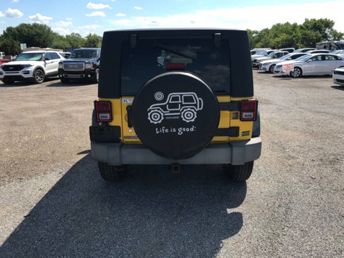 Used 2009 Jeep Wrangler Unlimited X image 5