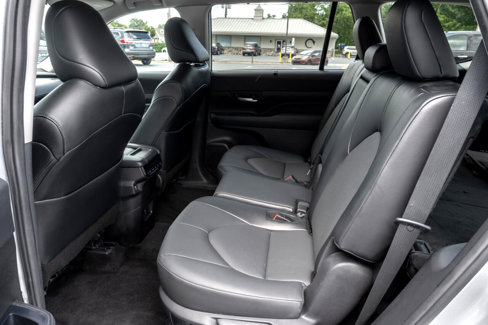 Used 2024 Toyota Grand Highlander AWD image 20