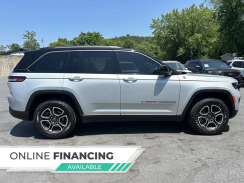 Used 2022 Jeep Grand Cherokee Trailhawk image 1