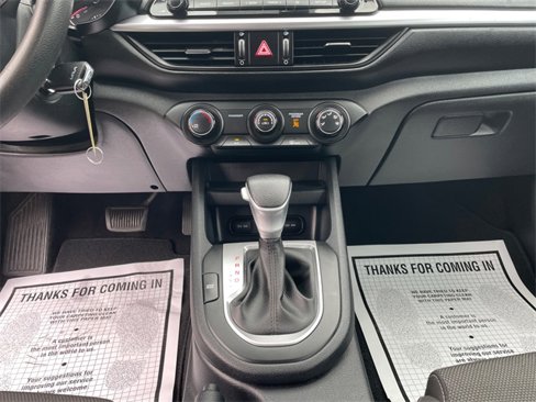 Used 2022 Kia Forte LXS image 11
